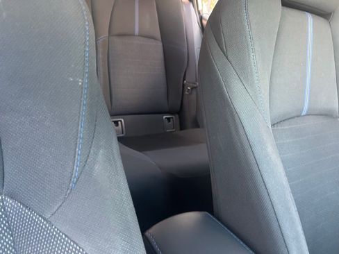Used 2022 Toyota Corolla SE image 36