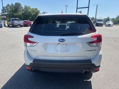 Used 2022 Subaru Forester Premium w/ Popular Package #3 AWD/4WD image 7