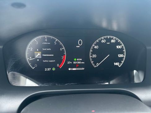 Used 2025 Honda HR-V LX image 14