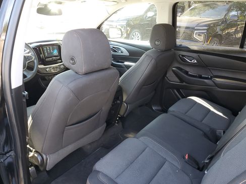 Used 2019 Chevrolet Traverse LS image 15