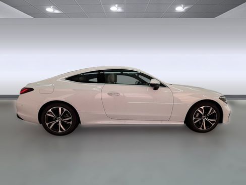 New 2026 Mercedes-Benz CLE 300 4MATIC Coupe image 7