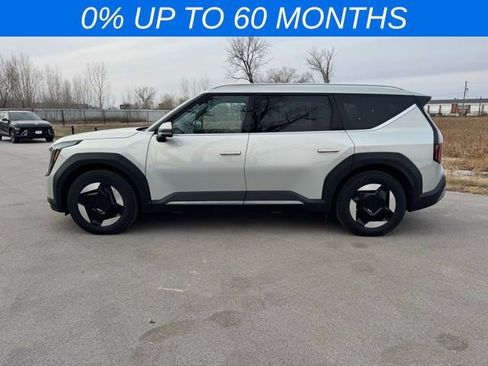 New 2026 Kia EV9 Wind image 5