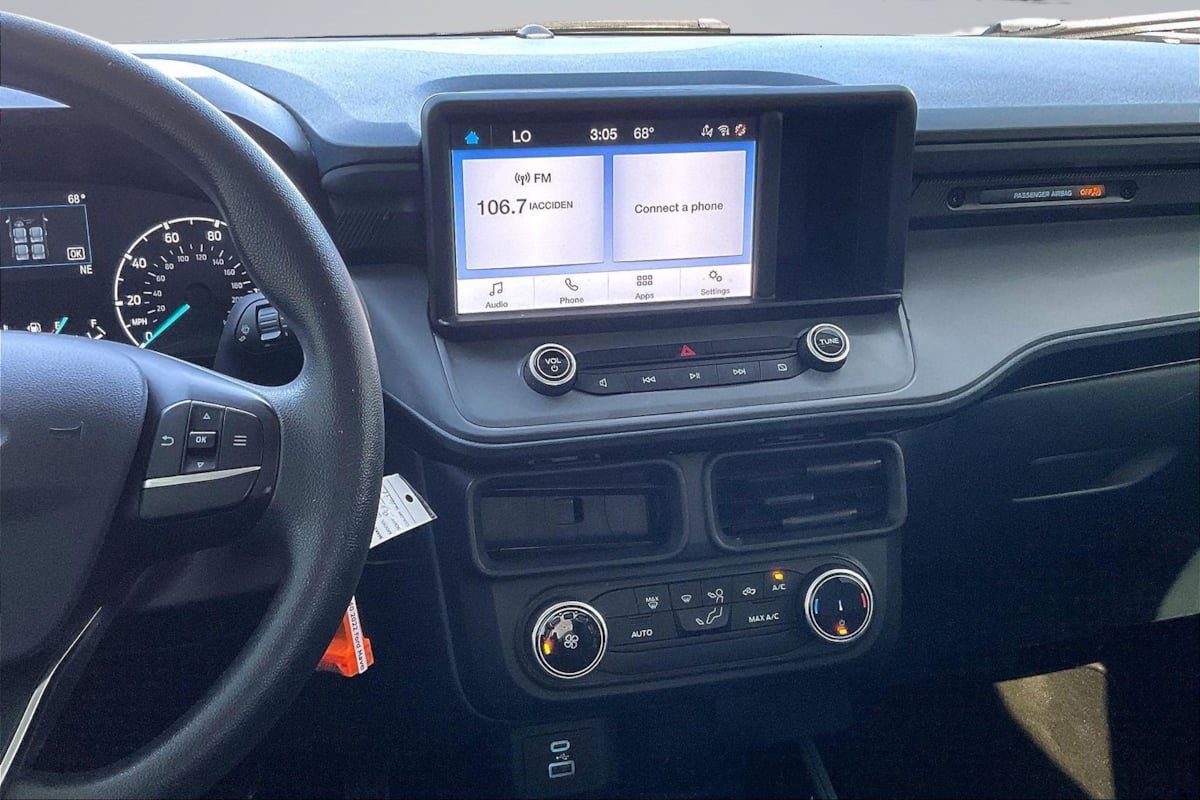 Used 2022 Ford Maverick XL FWD image 6