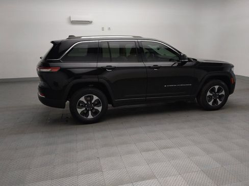 Used 2022 Jeep Grand Cherokee Limited 4xe image 10