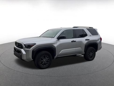 Used 2025 Toyota 4Runner SR5 image 9