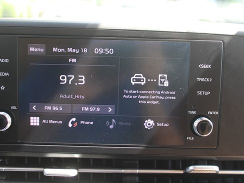 Used 2022 Kia Carnival LX FWD image 47