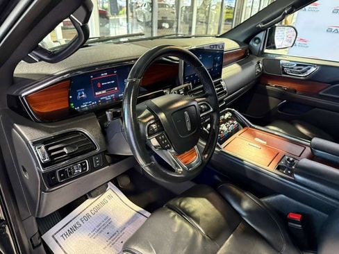 Used 2024 Lincoln Navigator L Reserve AWD/4WD image 36