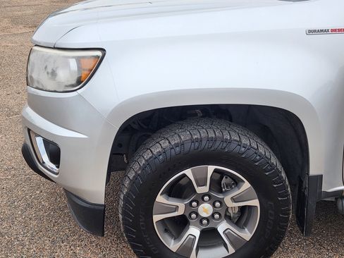 Used 2017 Chevrolet Colorado Z71 AWD/4WD image 6