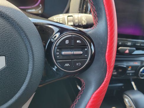 Used 2023 Kia Soul GT-Line FWD image 25