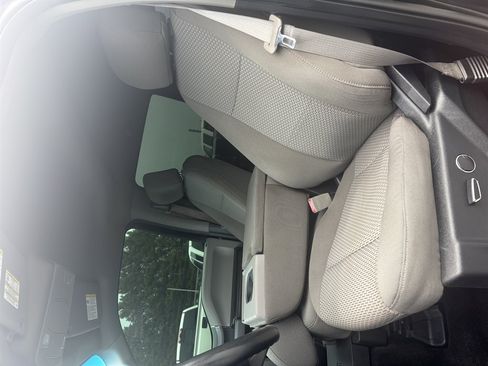 Used 2018 Ford F150 XLT w/ Equipment Group 301A Mid AWD/4WD image 9