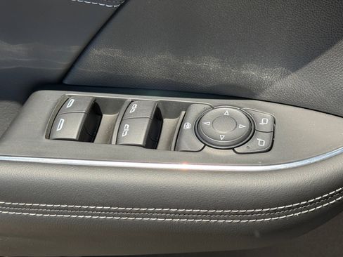 Used 2022 Buick Envision Preferred FWD image 21