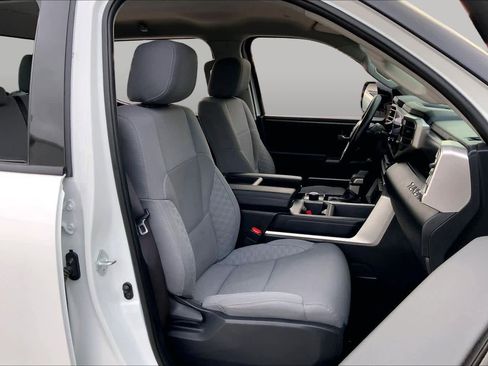 Used 2023 Toyota Tundra SR5 w/ SR5 Convenience Package AWD/4WD image 9
