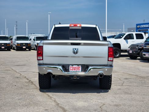 Used 2017 RAM 1500 Big Horn AWD/4WD image 6