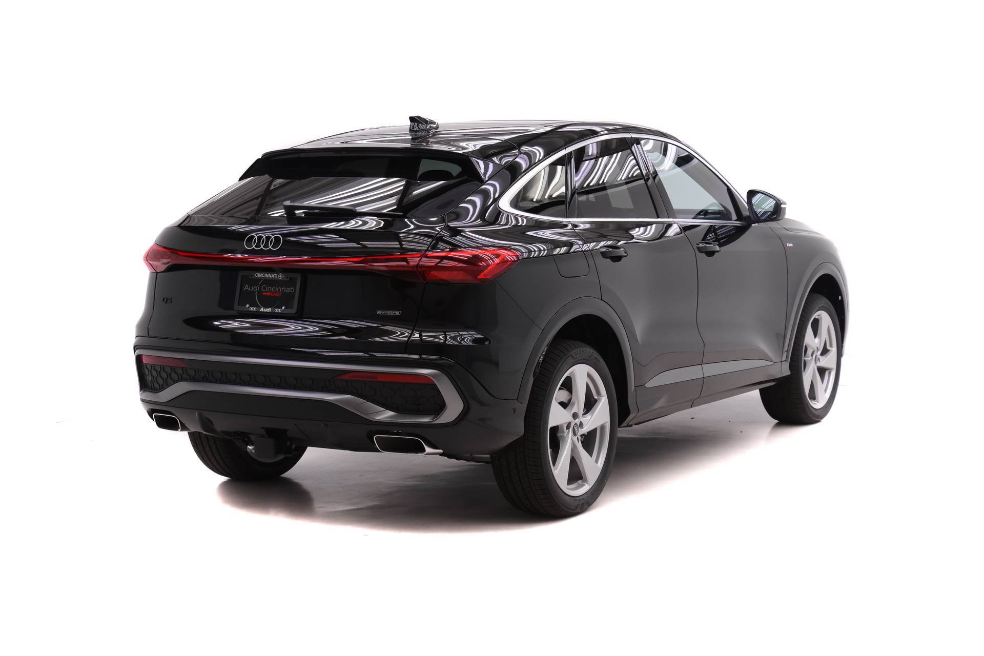 New 2026 Audi Q5 Premium Plus AWD/4WD image 4