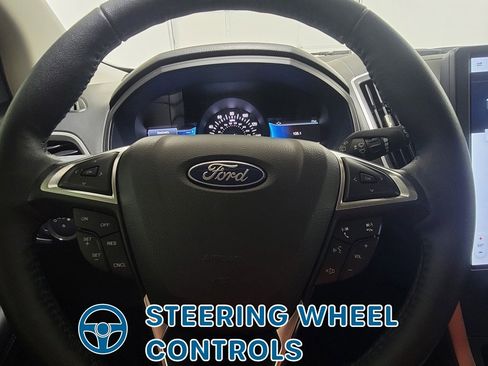 Used 2022 Ford Edge SEL w/ Sport Appearance Package image 19