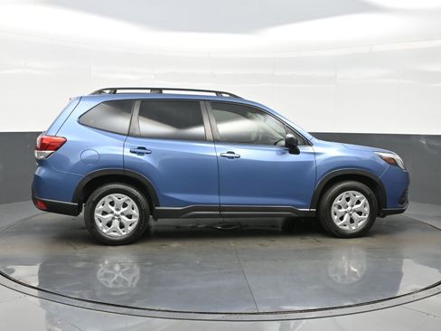 Used 2024 Subaru Forester AWD/4WD image 7