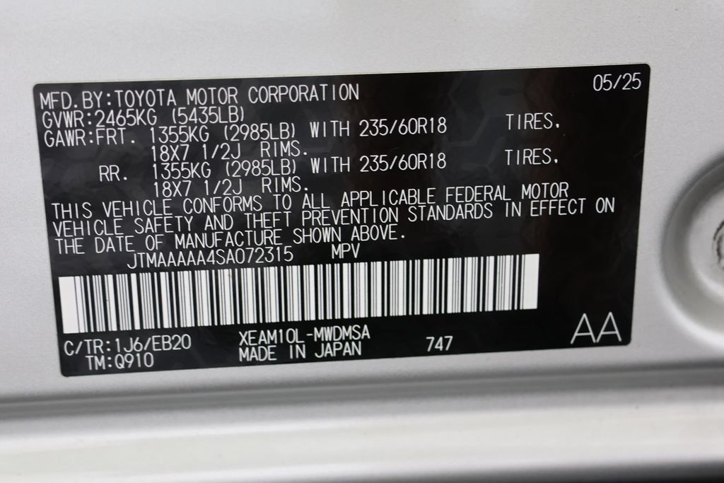 Used 2025 Toyota bZ4X FWD w/ Weather Package image 28