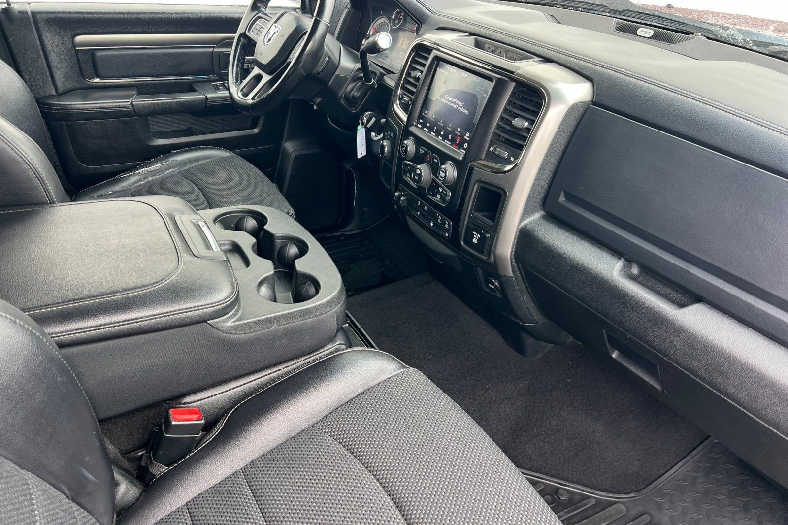Used 2018 RAM 2500 Big Horn w/ Sport Appearance Group AWD/4WD image 12
