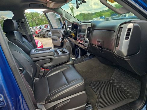 Used 2017 GMC Sierra 2500 SLE w/ SLE Fleet Preferred Package AWD/4WD image 38