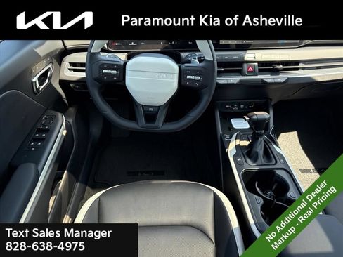 New 2026 Kia K4 GT-Line FWD image 25