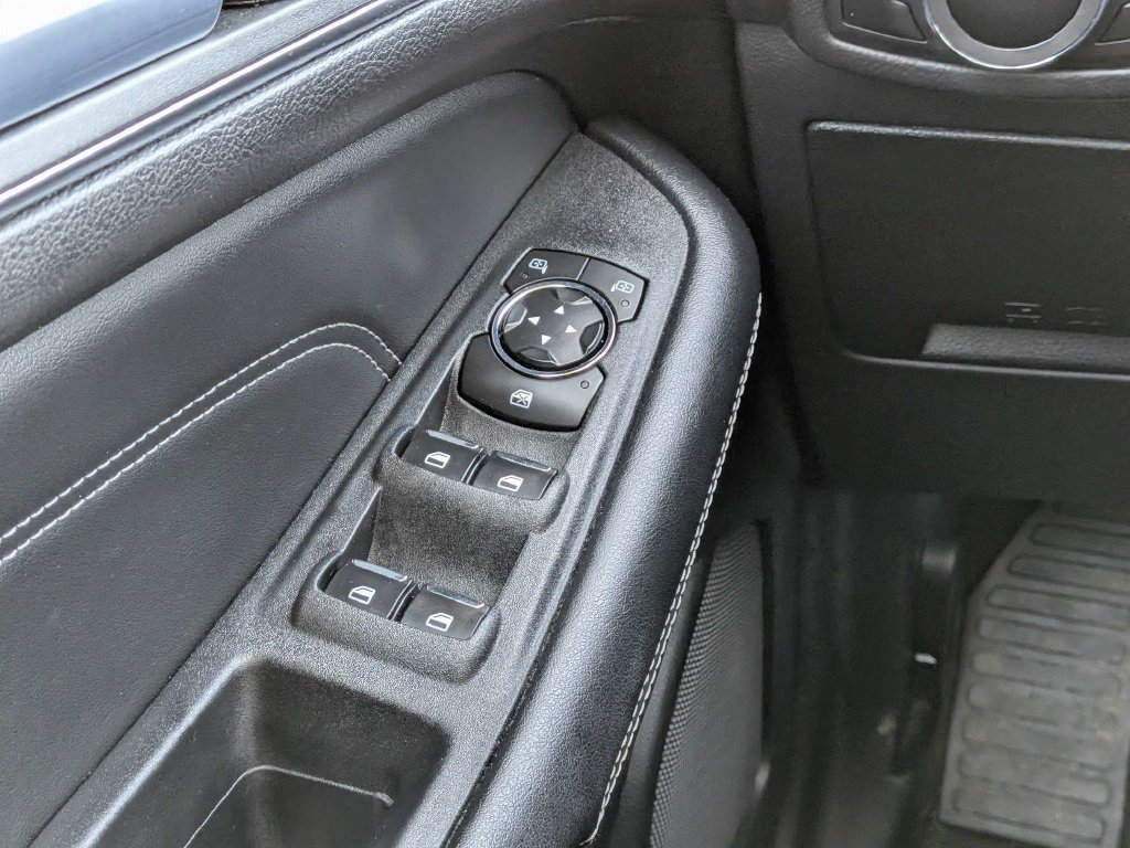 Used 2024 Ford Edge Titanium AWD/4WD image 20
