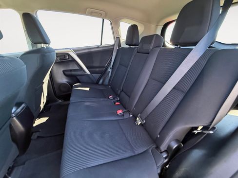 Used 2015 Toyota RAV4 LE image 14