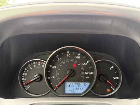 Used 2016 Toyota RAV4 LE FWD image 23