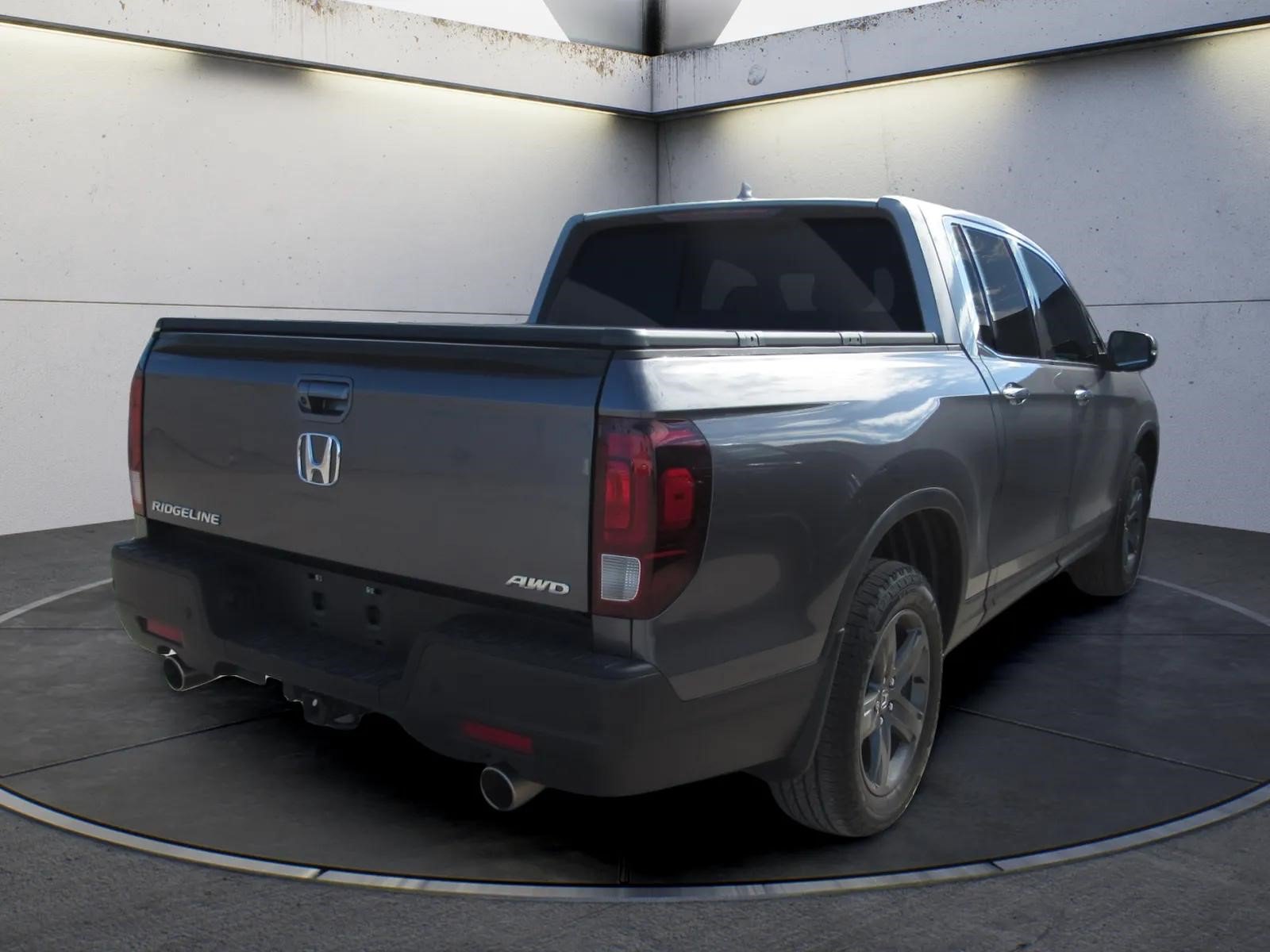 Used 2022 Honda Ridgeline RTL-E image 3