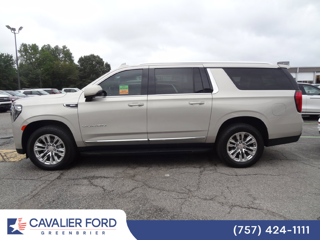 Used 2022 GMC Yukon XL SLT w/ SLT Luxury Package AWD/4WD image 4