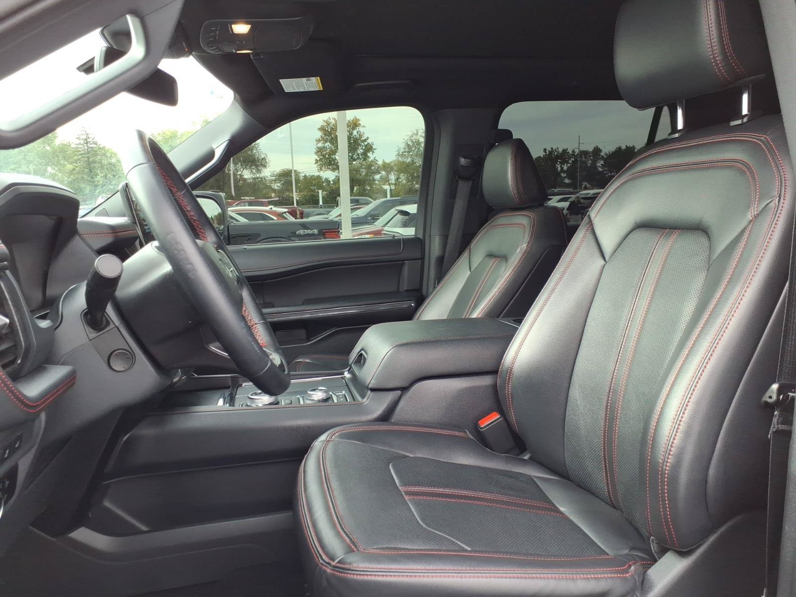 Used 2024 Ford Expedition Max Limited AWD/4WD image 17