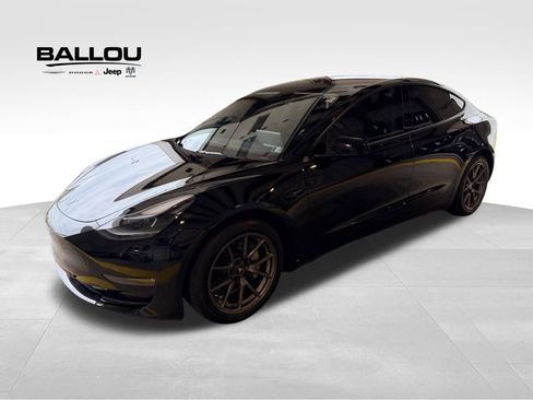Used 2023 Tesla Model 3 Long Range image 1