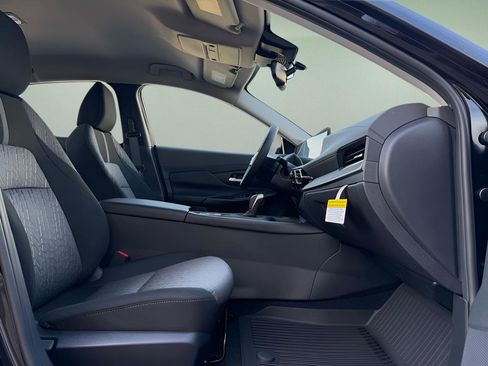 New 2026 Nissan Sentra SV w/ SV Convenience Package FWD image 14