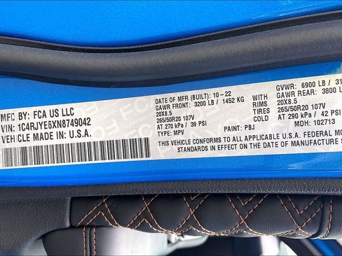 Used 2022 Jeep Grand Cherokee Summit w/ Luxury Tech Group V image 21