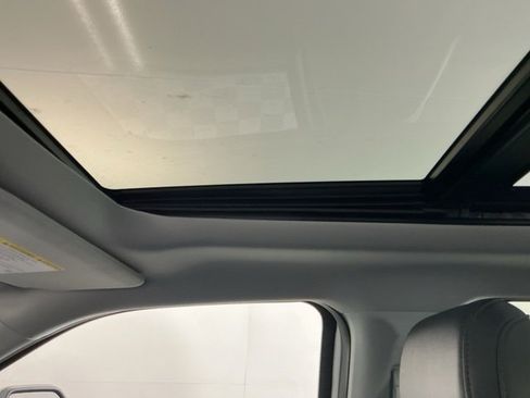 Certified 2025 Ford F450 Lariat w/ FX4 Off-Road Package image 24