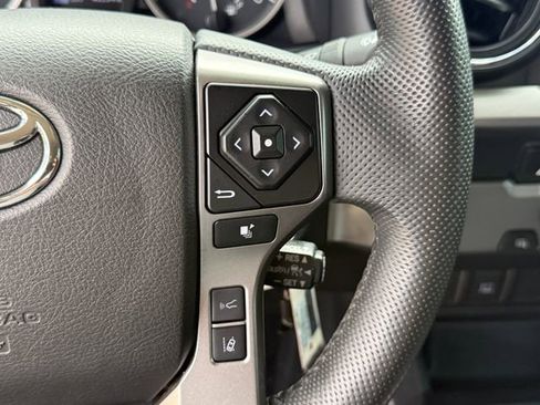 Used 2023 Toyota Tacoma SR5 RWD image 13