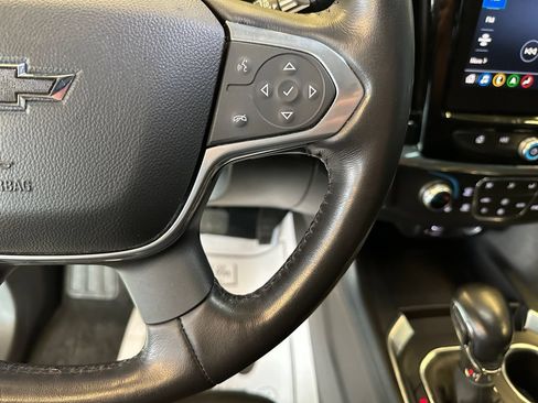 Used 2021 Chevrolet Traverse RS AWD/4WD image 12