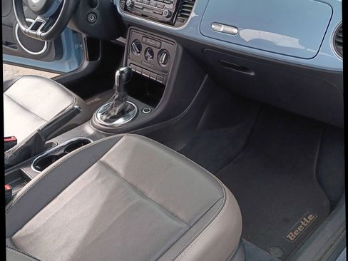 Used 2013 Volkswagen Beetle 2.5 image 6