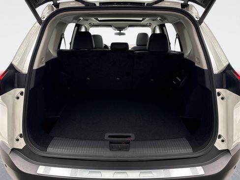 Used 2023 Nissan Rogue SV w/ SV Premium B Package image 21