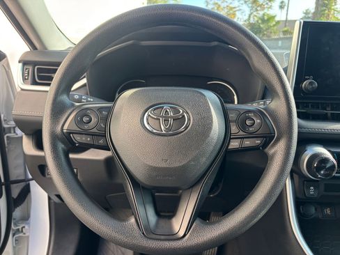 Used 2025 Toyota RAV4 LE image 28