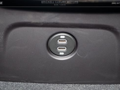 Used 2024 Porsche Macan image 19