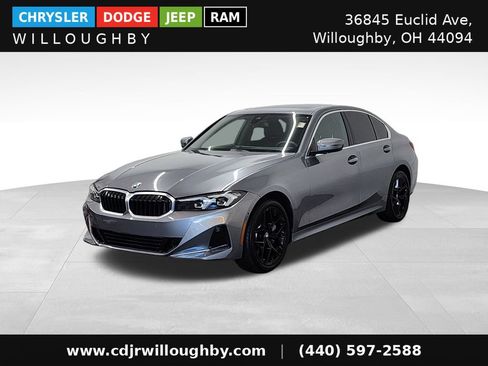 Used 2025 BMW 330i xDrive Sedan w/ Convenience Package AWD/4WD image 1