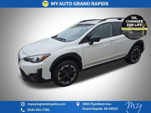 Used 2022 Subaru Crosstrek 2.0i AWD/4WD image 3