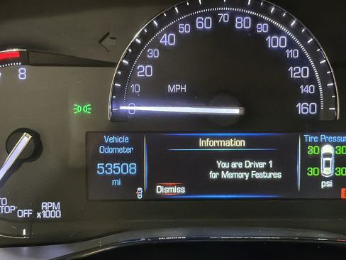 Used 2019 Cadillac XT5 Luxury FWD image 14