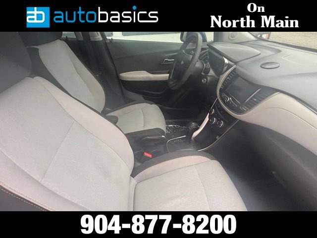 Used 2017 Chevrolet Trax LS FWD image 14
