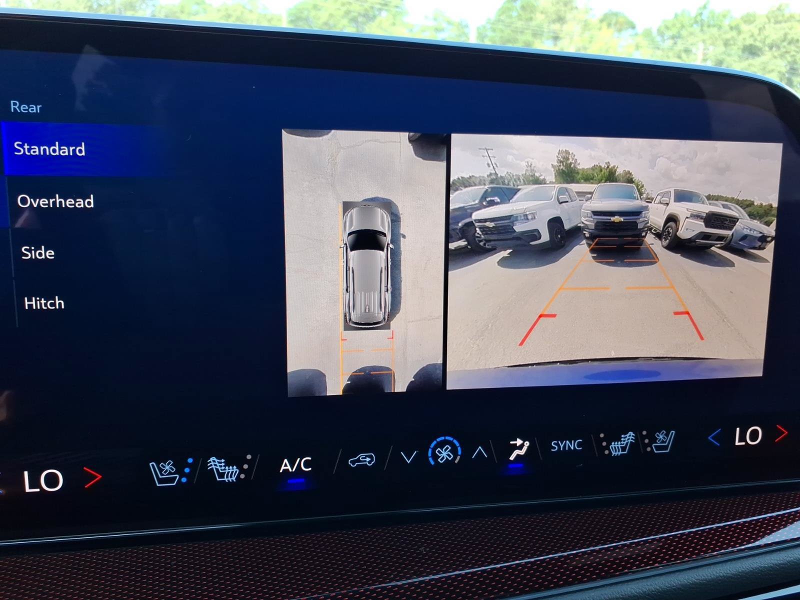 Used 2025 Chevrolet Traverse RS w/ LPO, Floor Liner Package AWD/4WD image 21