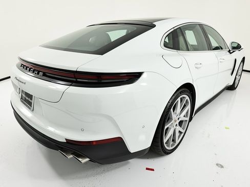 New 2026 Porsche Panamera 4 image 14