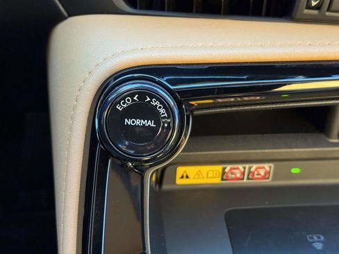 Used 2023 Lexus NX 350 Premium image 25