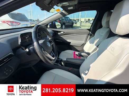 Used 2021 Volkswagen ID.4 Pro S RWD image 9