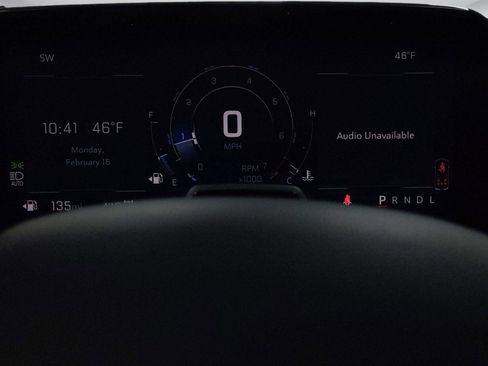 Used 2024 Chevrolet Traverse RS image 11