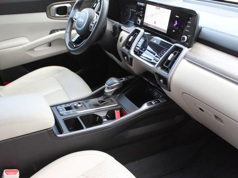 Used 2023 Kia Sorento X-Line EX image 26